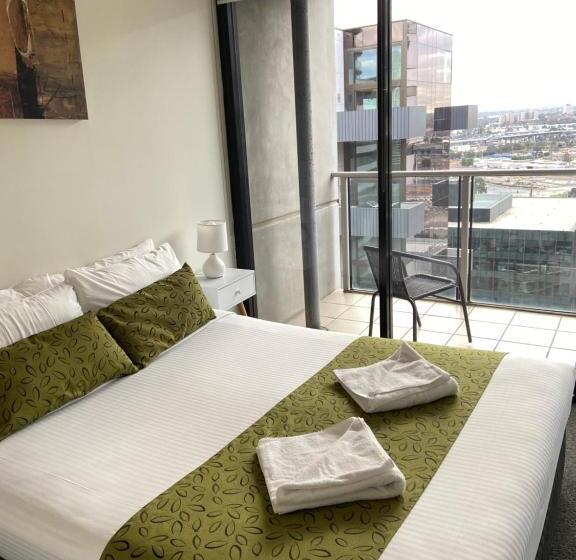 Апартаменты Executive 1 Спальня, Akom At Docklands