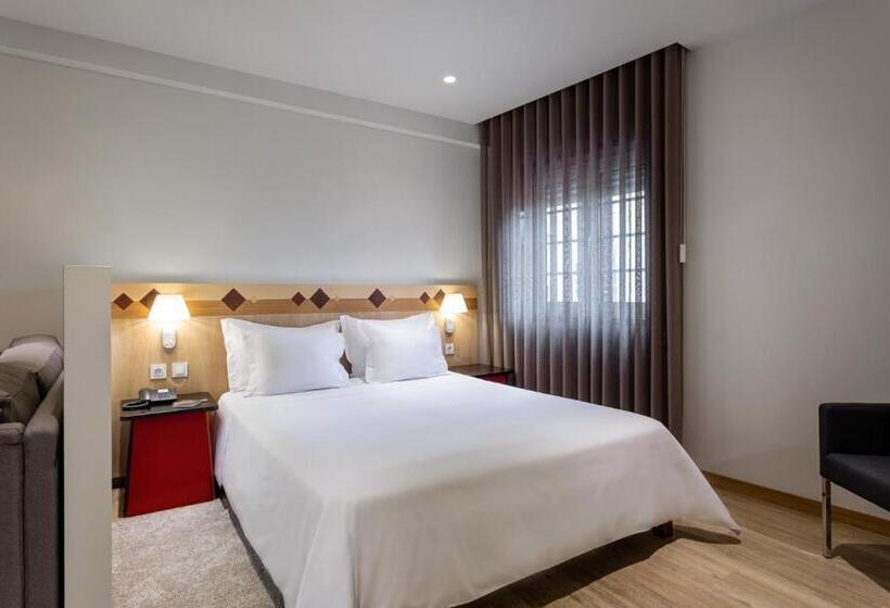 주니어 스위트, Aveiro Center