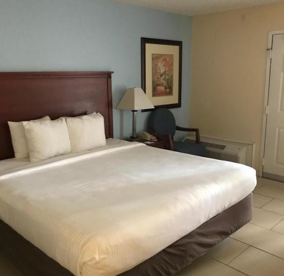 غرفة قياسية سرير كينج, Baymont By Wyndham Gainesville I75