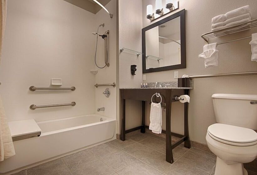 جناح, Best Western Plus Sand Bass Inn And Suites