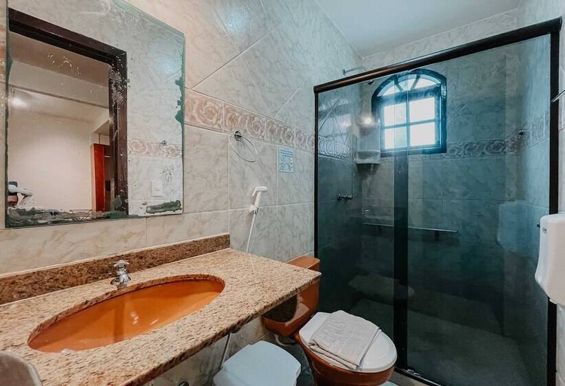 חדר משפחתי, Buzios Centro