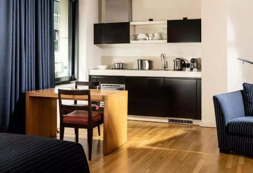 استودیوی استاندارد, Clipper Boardinghouse  Hamburgholzhafen