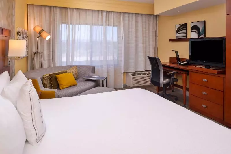 キングサイズベッドのスタンダードルーム, Courtyard By Marriott Victorville Hesperia