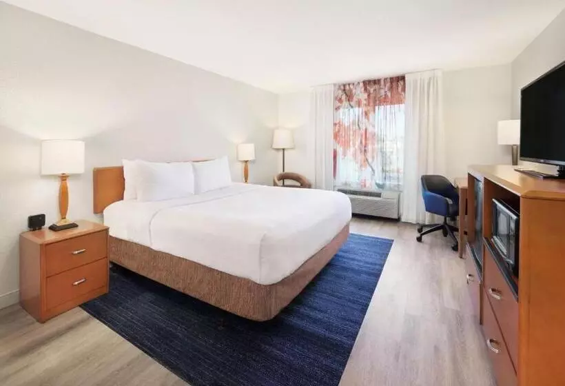 障害者適応デラックスルーム, Fairfield Inn & Suites By Marriott Hinesville Fort Stewart