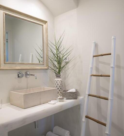 Номер Executive, Finikas