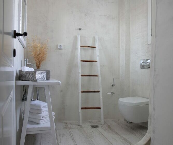 Номер Executive, Finikas