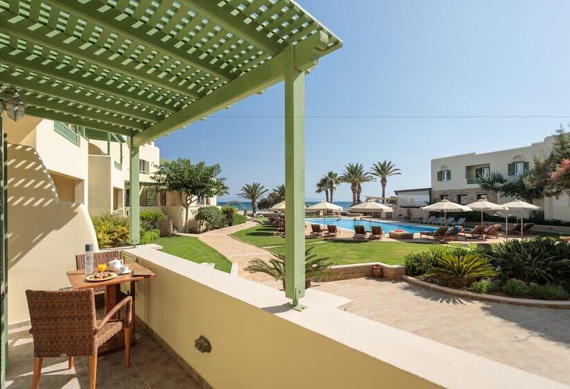 Полулюкс Боковой Вид на Море, Finikas