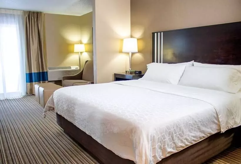 身障者適用スイートルーム, Holiday Inn Express & Suites Hayward, An Ihg