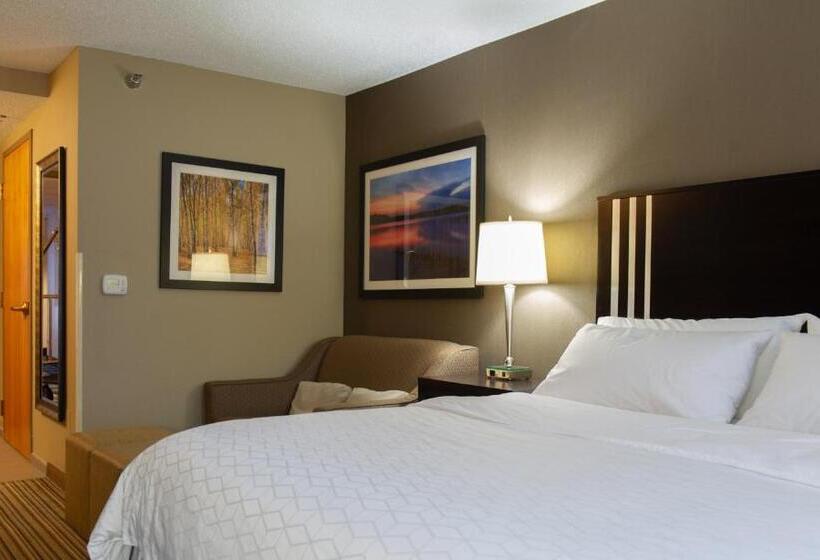 جناح ذو إطلالة, Holiday Inn Express & Suites Hayward, An Ihg