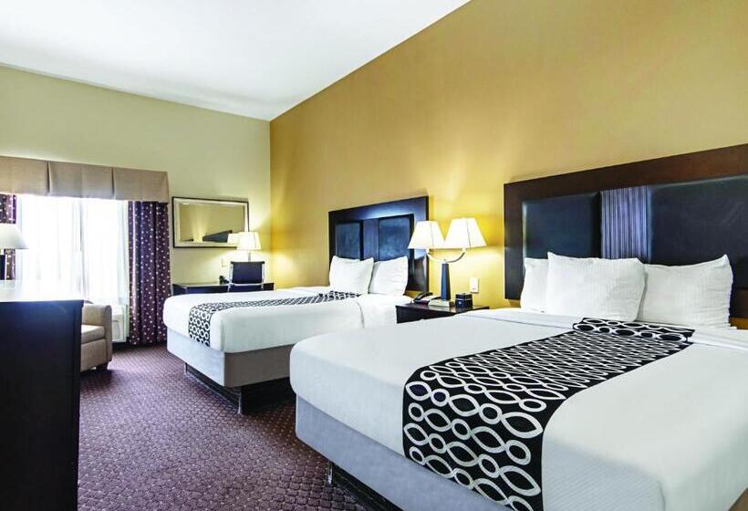 适合残疾人使用的标准间, La Quinta By Wyndham Houston New Caney