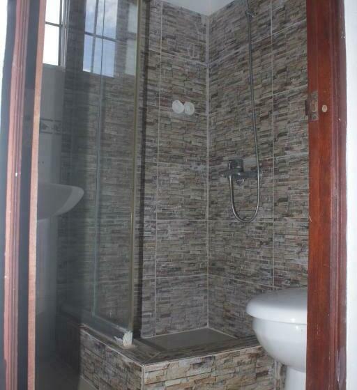 اتاق استاندارد, Luis V Santo Domingo