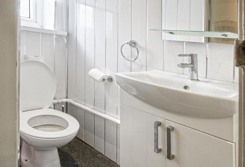 标准间, The Marsden