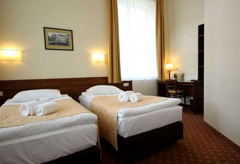 اتاق استاندارد, Memel