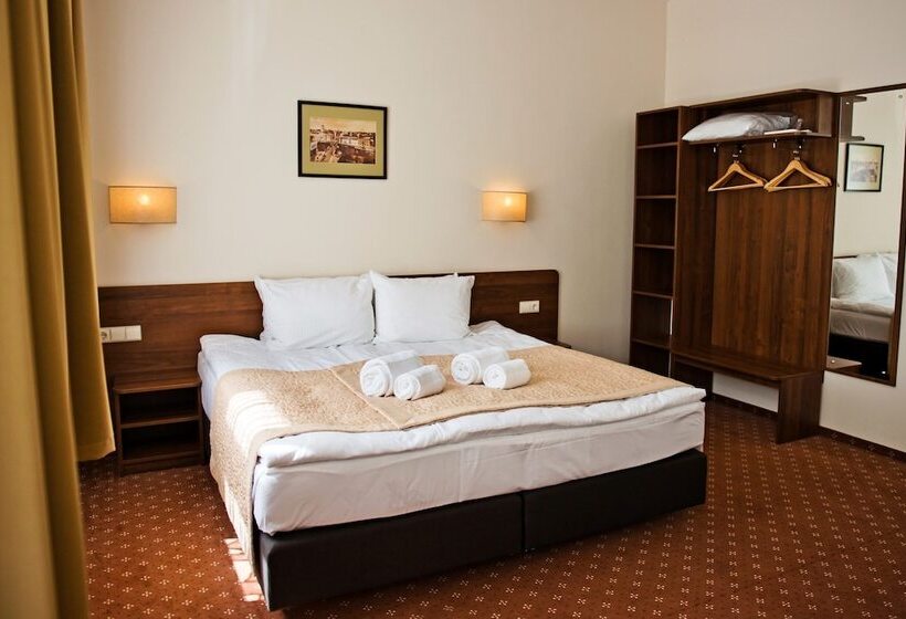 اتاق استاندارد, Memel