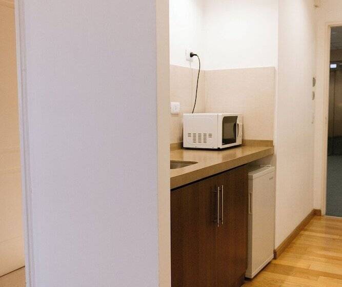 デラックスルーム, Plaza Central Canning