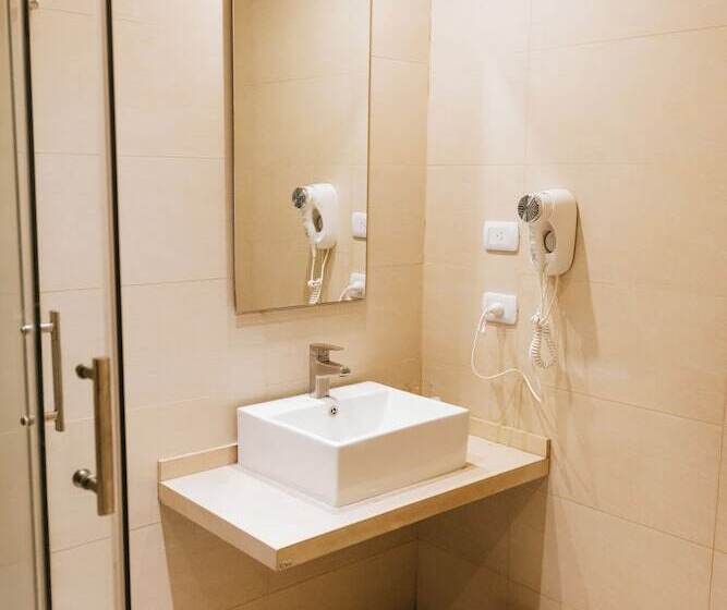 エクゼクティブルーム, Plaza Central Canning