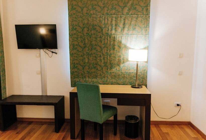 エクゼクティブルーム, Plaza Central Canning