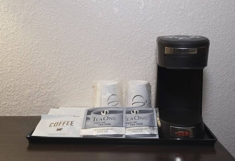 غرفة سوبيريور لذوى الاحتياجات الخاصة, Red Roof Inn & Suites Mt Holly  Mcguire Afb