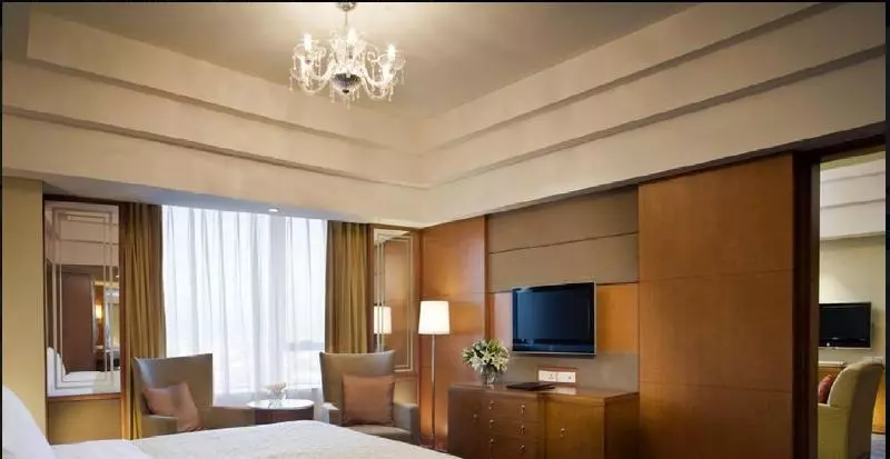 キングサイズベッドのデラックスルーム, Shangrila Baotou