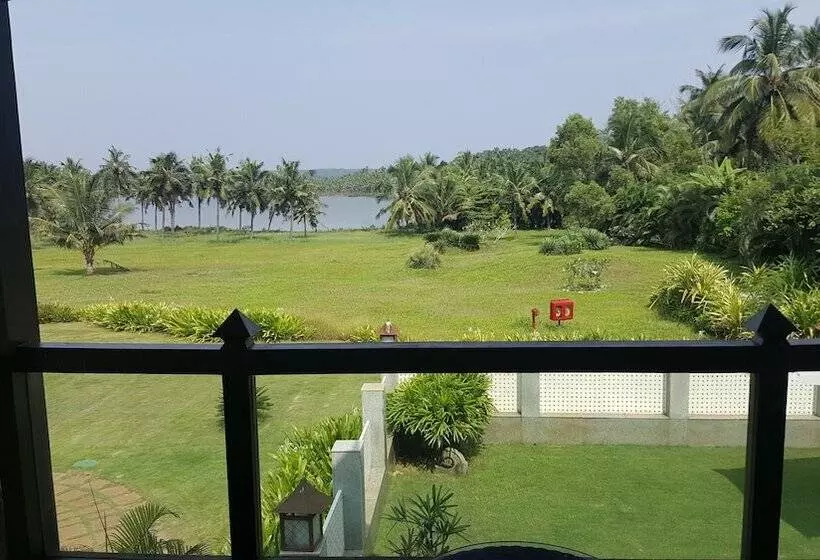 スイート, The Lalit Resort & Spa Bekal