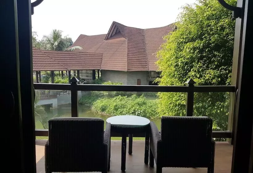 スイート, The Lalit Resort & Spa Bekal
