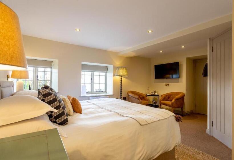 スーペリアールーム, Castle Inn