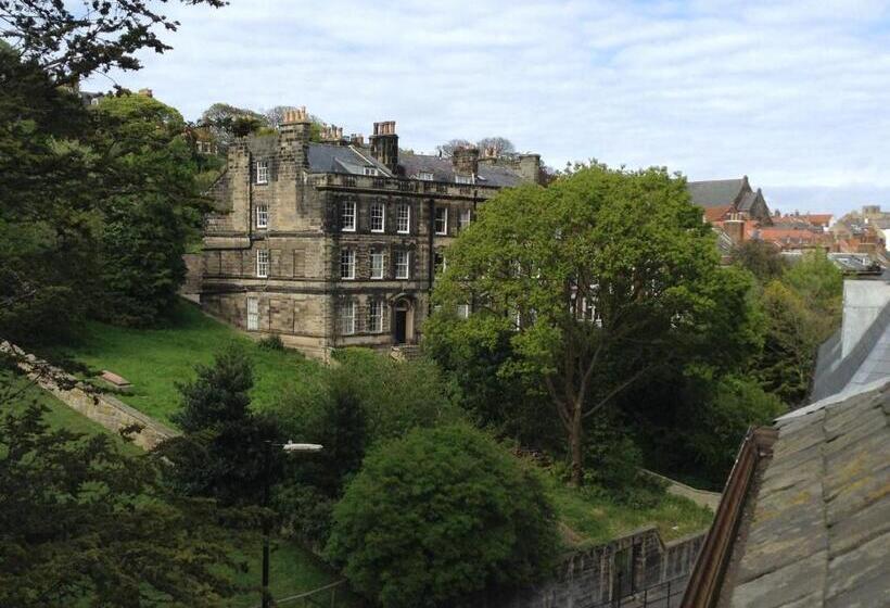 스탠다드 룸 킹사이즈 침대, Broomfield House