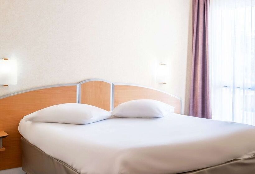 Номер Стандарт, The Originals City, Hôtel Des Arènes, Saintes