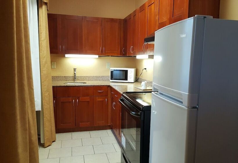 Люкс, Quality Inn & Suites Mcalester On Hwy 69 & 270