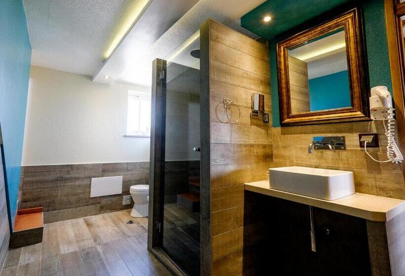 メゾネットスイート, Guesthouse D. Manuel I   Adults Only