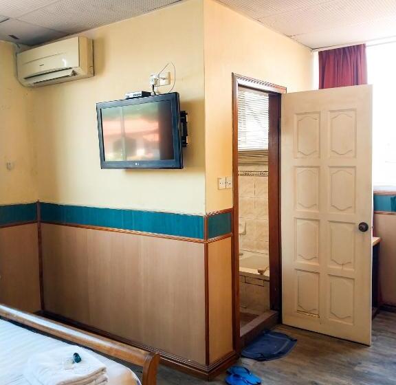 디럭스 룸, Hotel Holiday Park