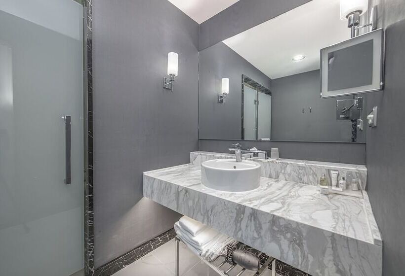 Standard Room, Radisson Blu Hotel Batumi