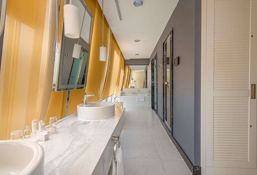 Family Suite, Radisson Blu Hotel Batumi