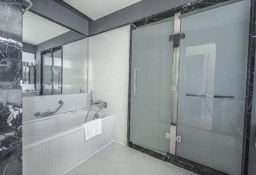 Superior Room, Radisson Blu Hotel Batumi