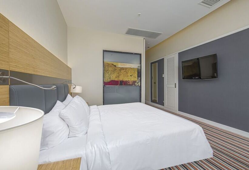 Superior Room, Radisson Blu Hotel Batumi