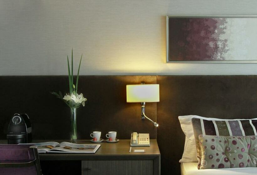 سوییت لوکس, Recoleta Grand