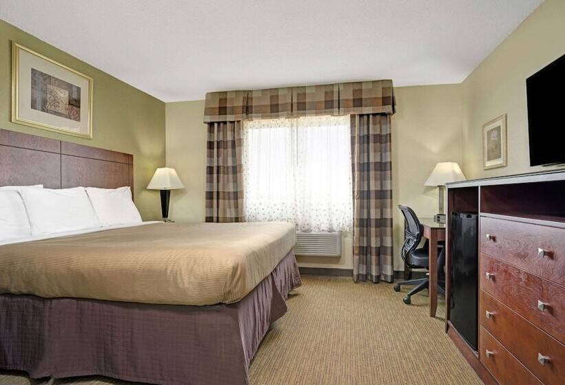 Süit, Super 8 By Wyndham Monticello