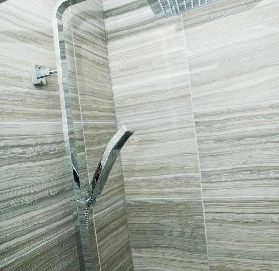 غرفة قياسية, The Angel Inn