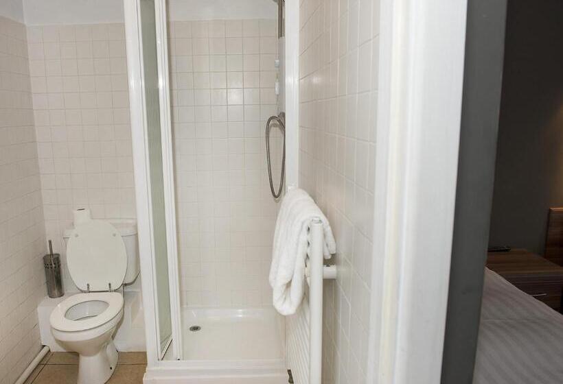 غرفة قياسية, The Queens Head