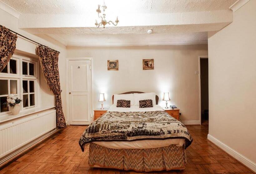 Номер Superior, Wincham Hall