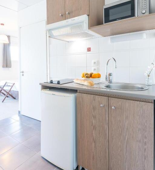 スタンダードスタジオ, Comfort Aparthotel Cannes Mandelieu