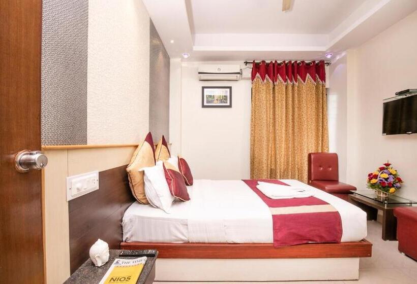 Classic Kamer, Aishwarya Residency