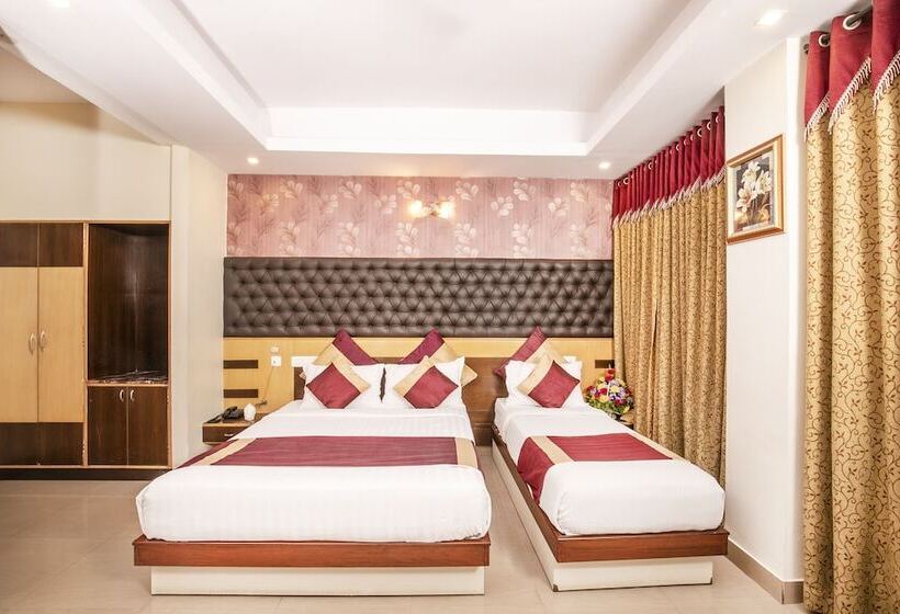 Superior Driepersoonskamer, Aishwarya Residency