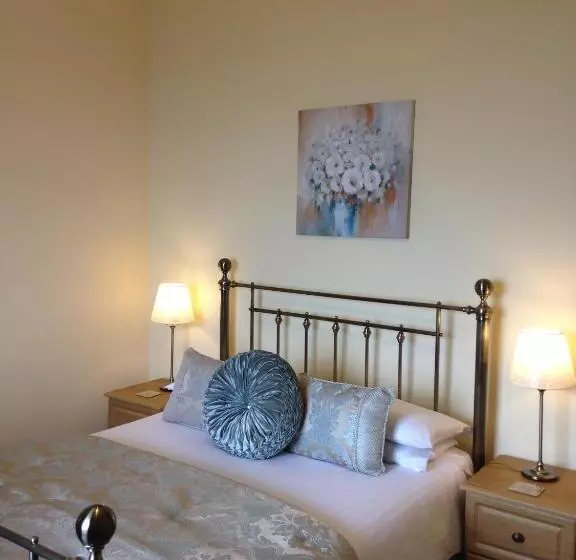 اتاق استاندارد با چشم‌انداز دریا, Britannia Guest House
