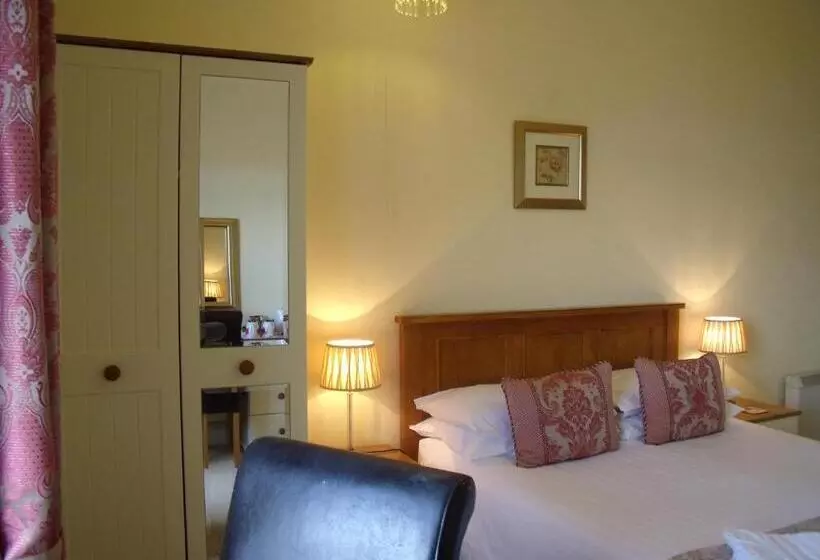 اتاق استاندارد با چشم‌انداز دریا, Britannia Guest House