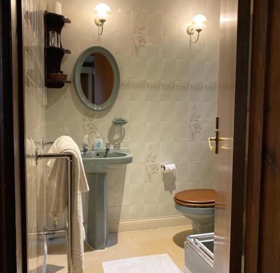 חדר סטנדרט יחיד, Cotswold House