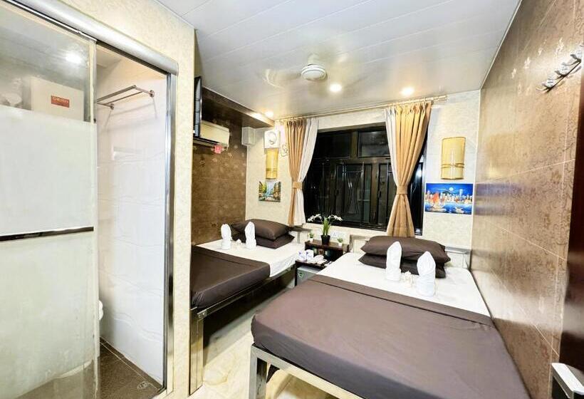 اتاق لوکس خانوادگی, New International Guest House