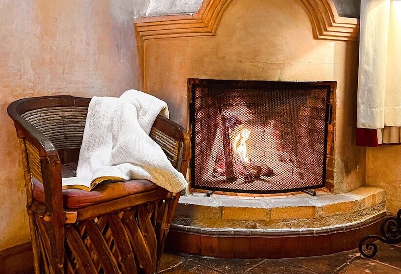 اتاق لوکس, Posada Del Angel