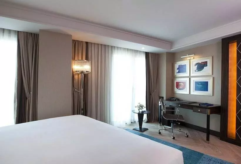Executive Room