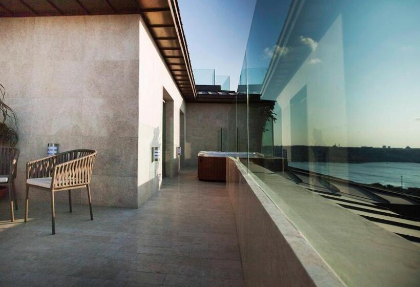 سوئیت با چشمانداز, Radisson Blu Hotel Istanbul Pera